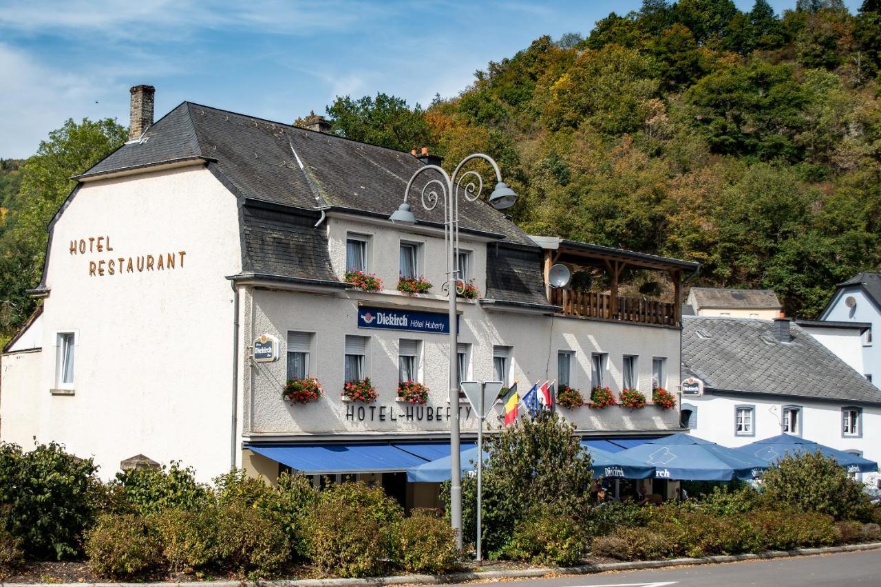 Hotel Huberty Kautenbach Exteriör bild